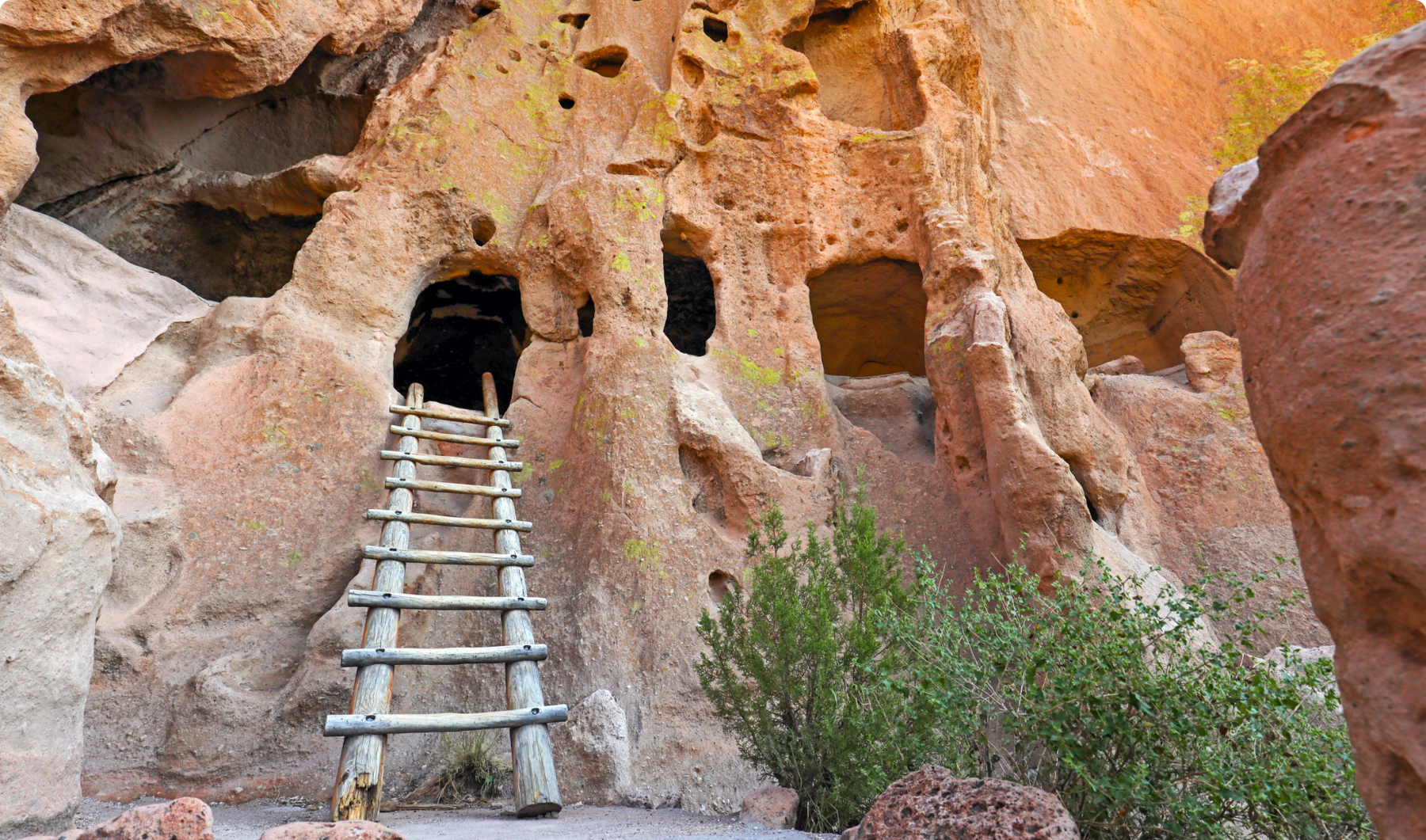 Usa New Mexico Cliff Dwellings